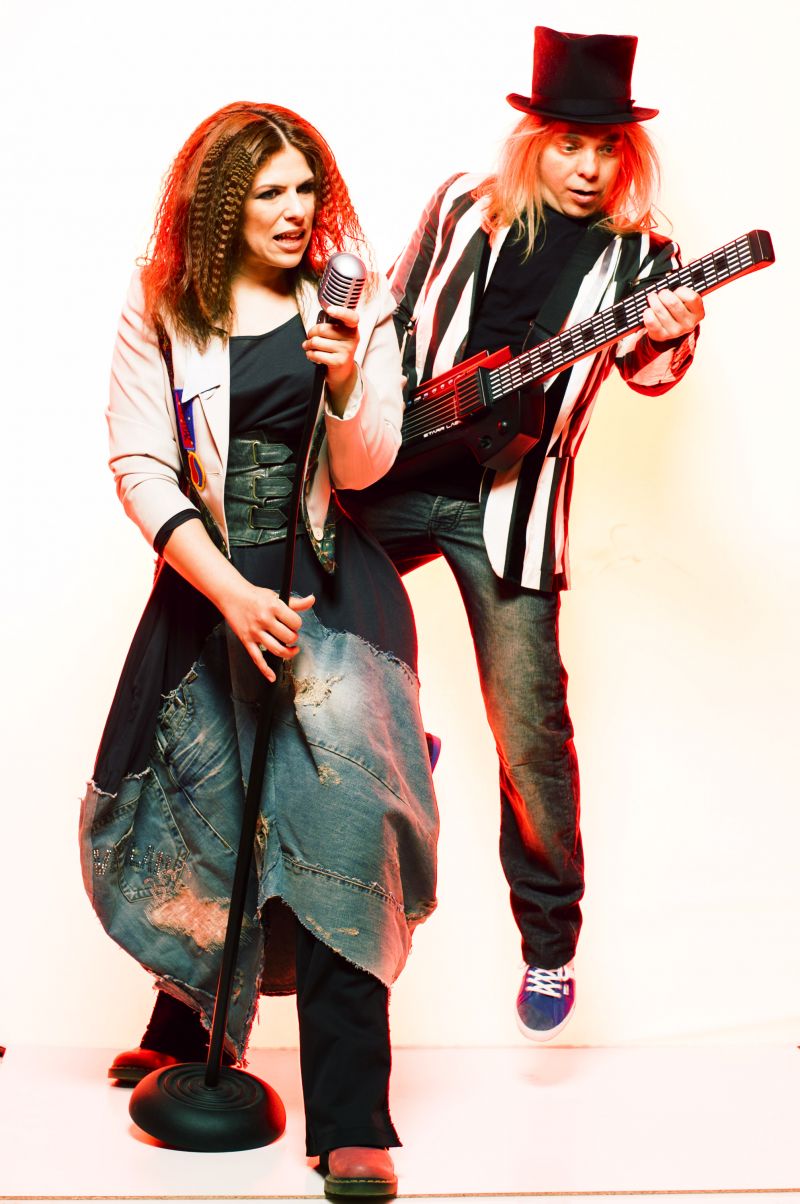 Συνέντευξη με τους &quot;THE QUIZ&quot;: Όταν η Μουσική είναι το Κέντρο του Κόσμου