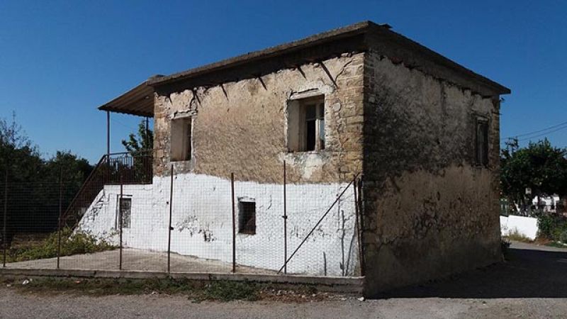 Καλύβια: Σπίτι απομεινάρι μίας άλλης εποχής