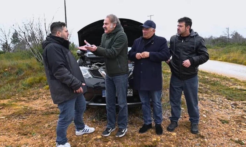 Ευτυχισμένοι Μαζί: Η ξεκαρδιστική σκηνή που γυρίστηκε ξανά μετά από 15 χρόνια