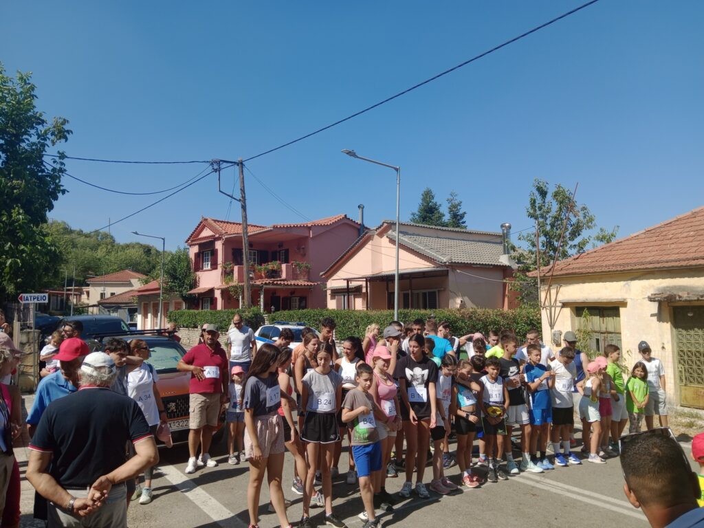 16ος Λαϊκός Αγώνας Δρόμου στον Άγιο Βλάση-Έτρεξαν στη μνήμη του Πέτρου Σκάνδαλου