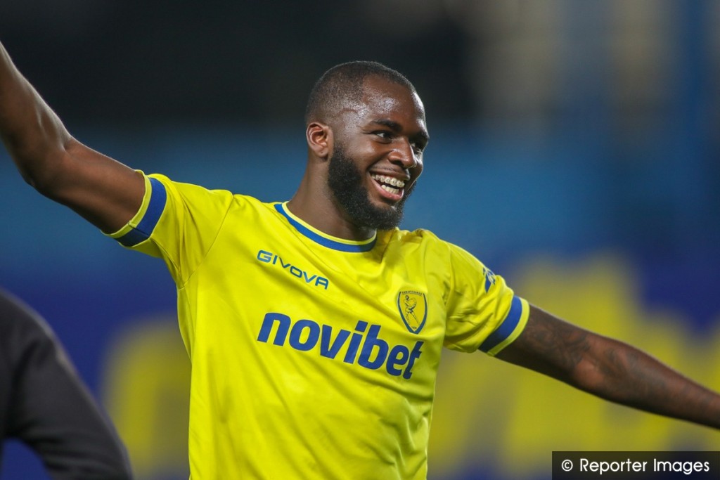 Παναιτωλικός: Πάει πίσω του Τετέι