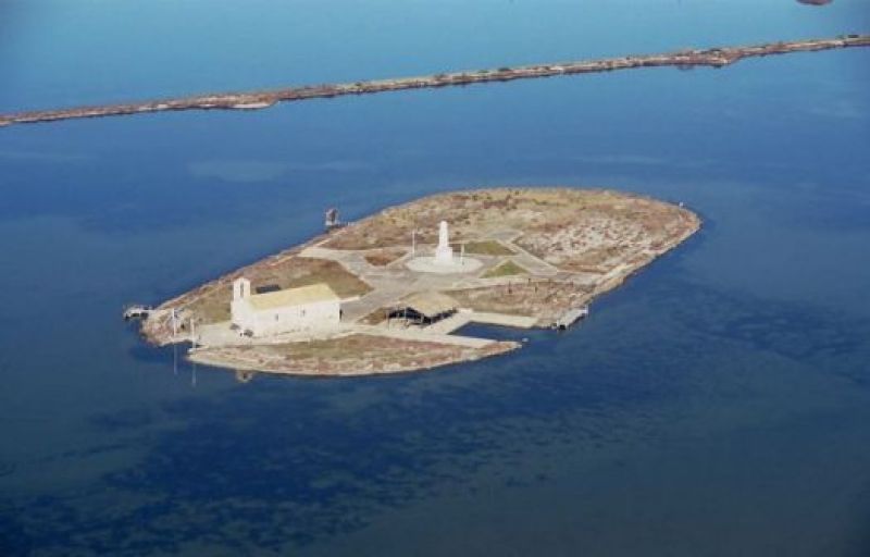 Εορταστικές εκδηλώσεις στην Αγία Τριάδα Κλείσοβας το τριήμερο του Αγίου Πνεύματος (Δευ 5 - Τρι 6/6/2017)