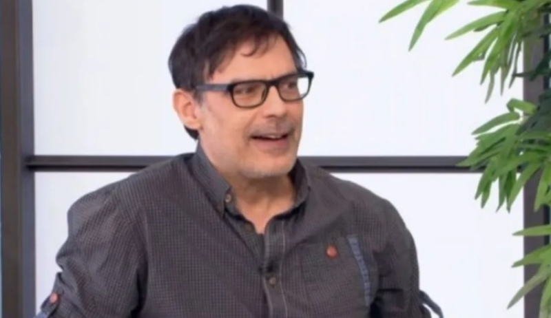 Ο Αγρινιώτης ηθοποιός Κ. Κάππας εξηγεί πως του &quot;χαμογέλασε&quot; η τύχη - &quot;Κέρδισα 2.500 ευρώ στο Τζόκερ, δεν είχα λεφτά να ανεβάσω την παράσταση&quot; (video)&quot;