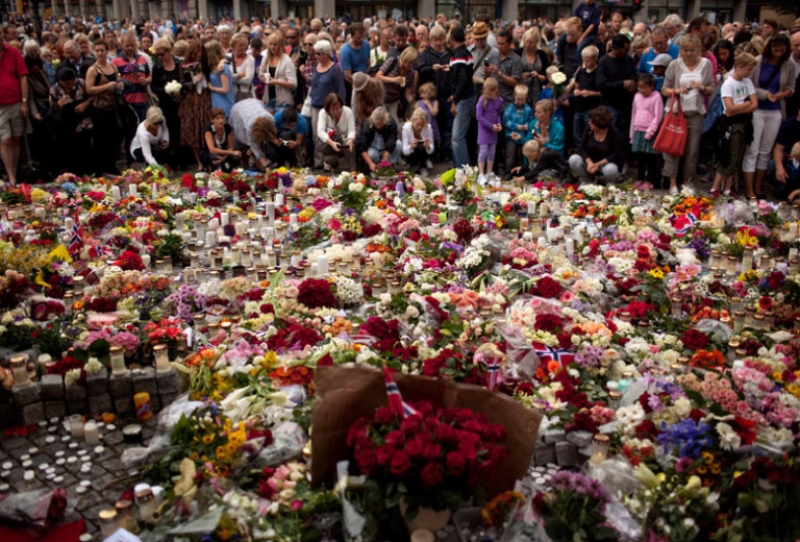 H διαλεκτική της βίας…