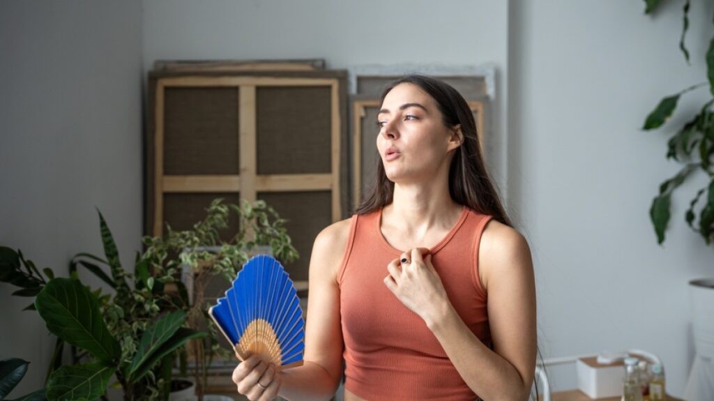 Γιατί η υγρασία μας κάνει να αισθανόμαστε τόσο δυσάρεστα; Πόσο επικίνδυνη μπορεί να γίνει