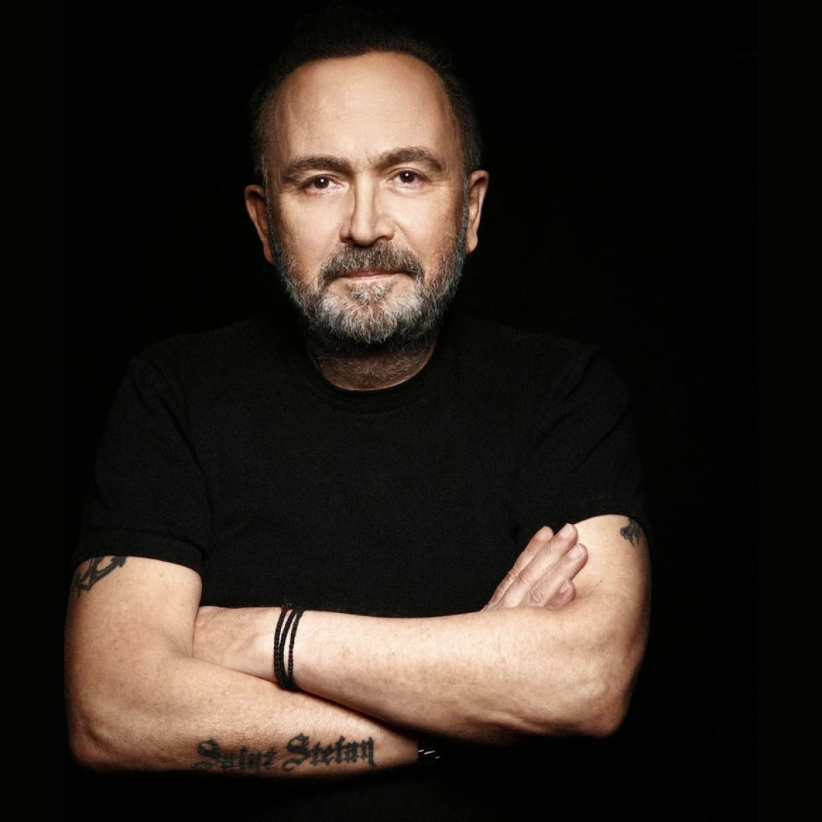 Σταμάτης Γονίδης: Ερμηνεύει σπουδαία τραγούδια αγαπημένων φίλων του στο νέο του άλμπουμ!