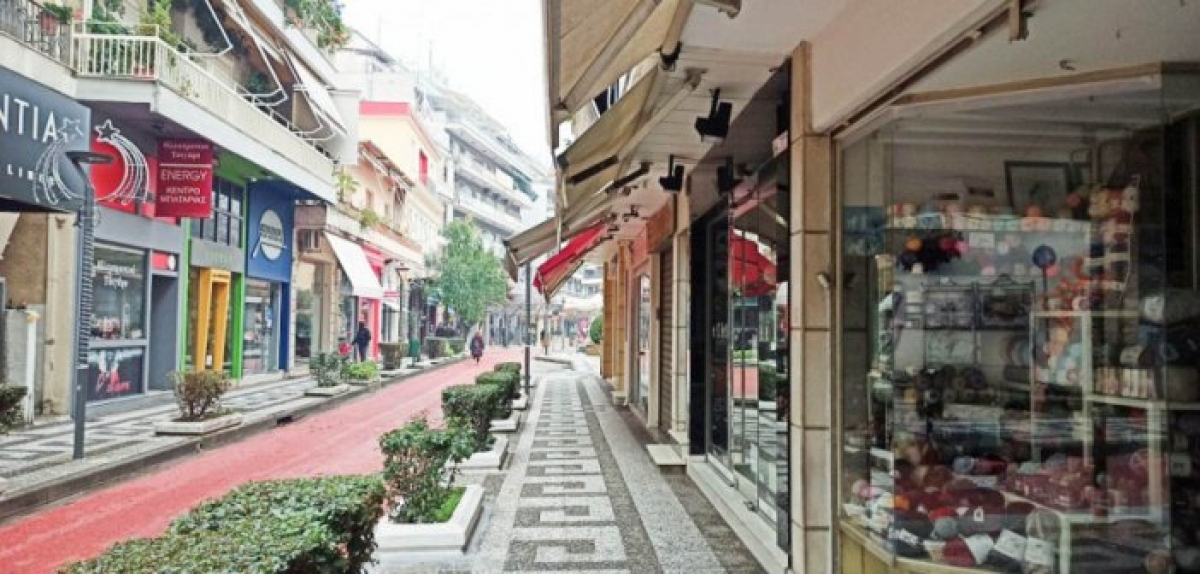 Ποιος πληρώνει στο τέλος το… λογαριασμό;