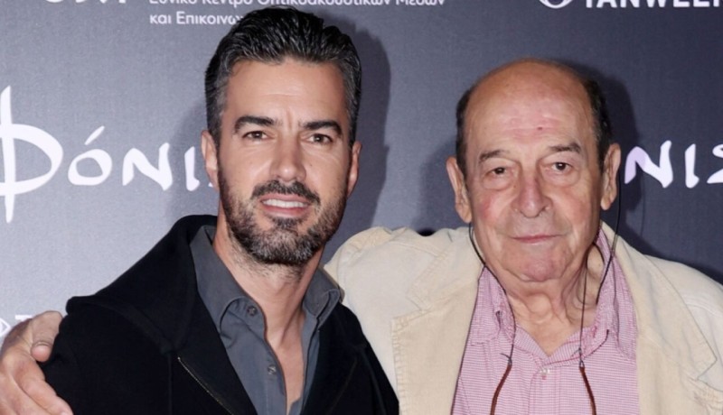 Ο Μεσολογγίτης Γιάννης Τσιμιτσέλης για τον αείμνηστο Μανούσο Μανουσάκη - &quot;Ήταν δάσκαλος, φρόντιζε τον ηθοποιό&quot;