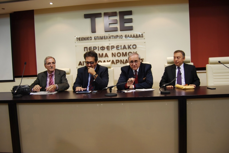 Η ΠΑΡΟΥΣΙΑΣΗ ΤΟΥ ΒΙΒΛΙΟΥ ΤΟΥ ΠΑΝΟΥ ΣΟΜΠΟΛΟΥ ΣΤΟ ΑΓΡΙΝΙΟ (φωτο)