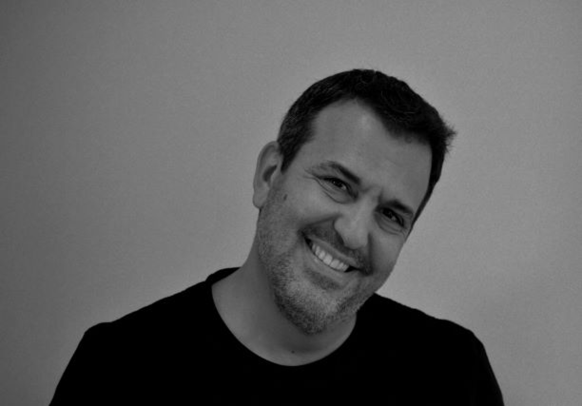 Ο Νίκος Παπαχρήστος προκαλεί &quot;Τρικυμία&quot; με το νέο του τραγούδι!