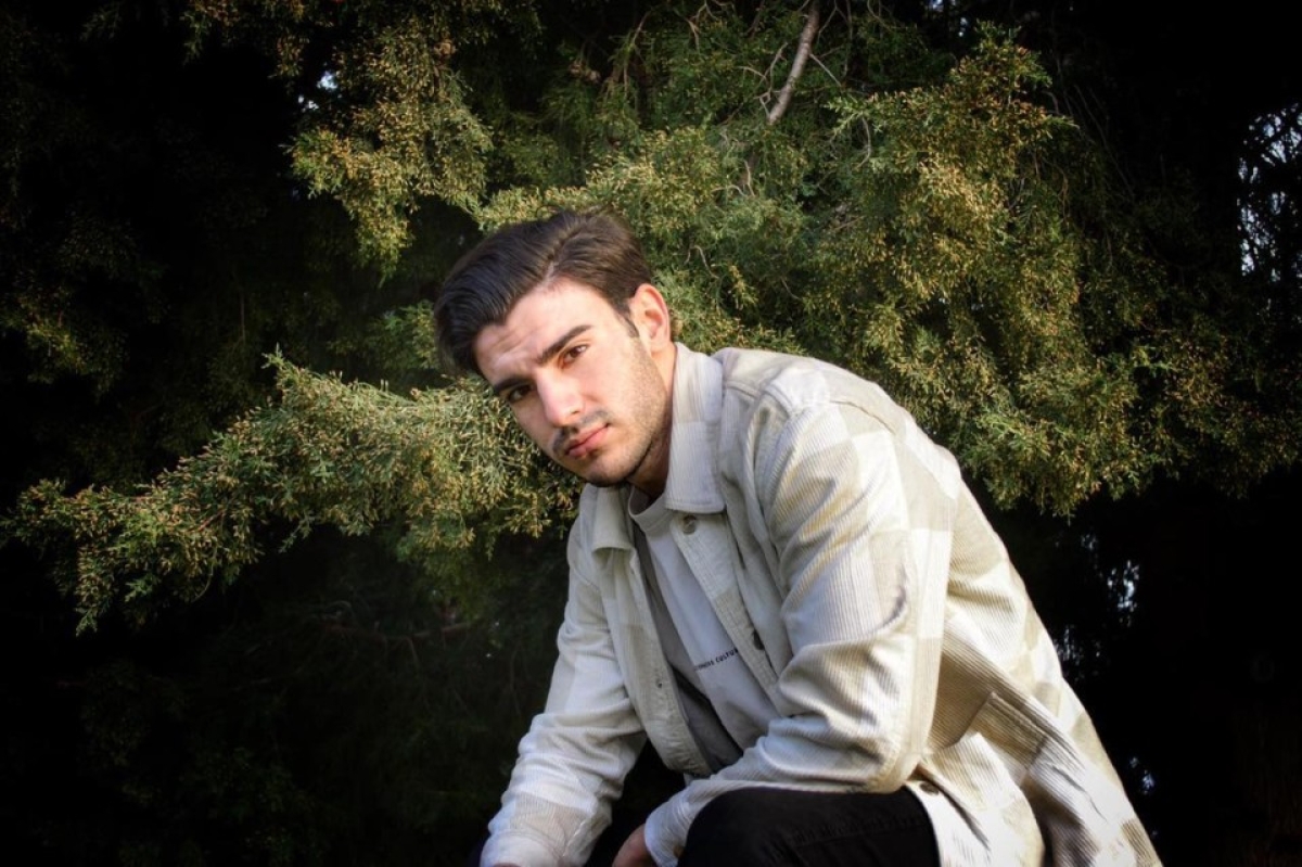 «Εγώ σ’αγάπησα»: Κυκλοφόρησε το νέο τραγούδι του Δημήτρη Καρίκη