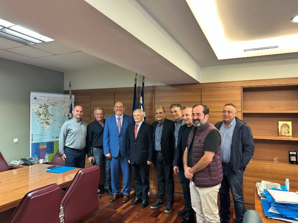 Συνάντηση Γιάννη Ανδριανού με Προέδρους Επιμελητηρίων και εκπροσώπους παραγωγικών φορέων της Πελοποννήσου