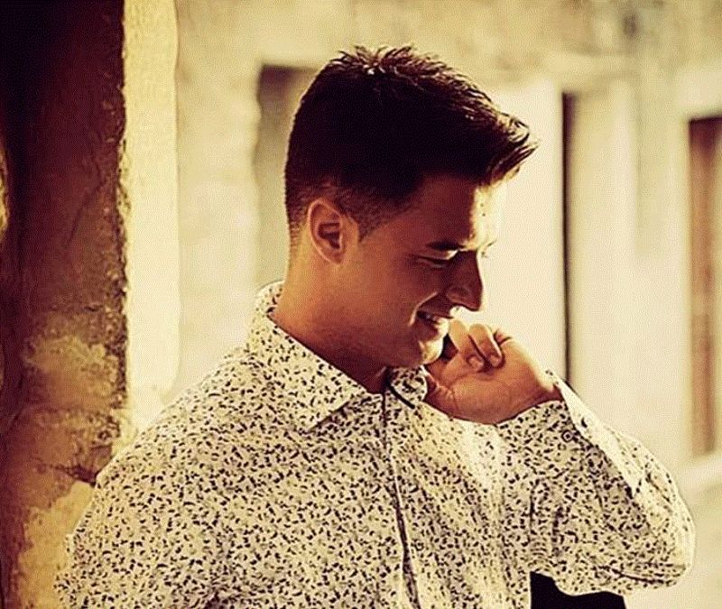 «Ψεύτικη αγκαλιά»: Κυκλοφόρησε το νέο τραγούδι του Γιαννη Αγγελινού