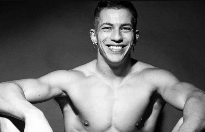 Το νέο hot όνομα στο μόντελιγκ διεθνώς είναι ο Χρήστος Κατσαβοχρήστος και είναι από το Αγρίνιο!