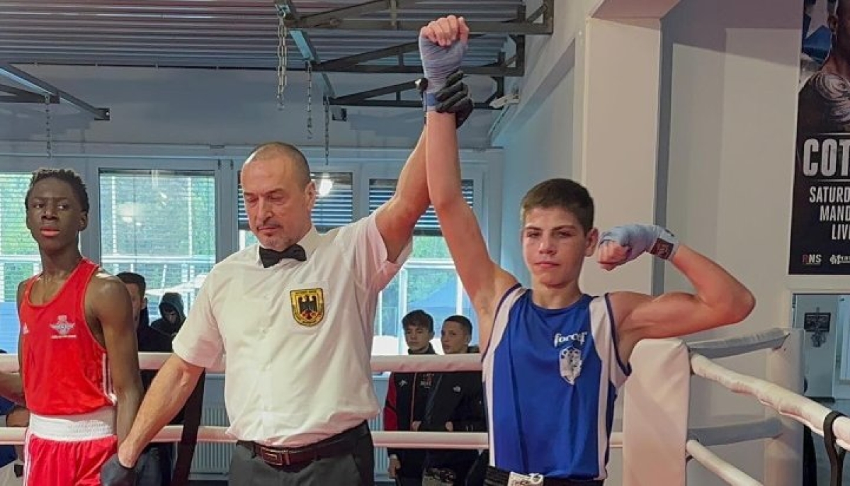 «Χρυσός» ο Ηλίας Παπαυεθυμίου του Πυγμαχικού Συλλόγου Αγρινίου, στη Φρανκφούρτη (εικόνες – video)