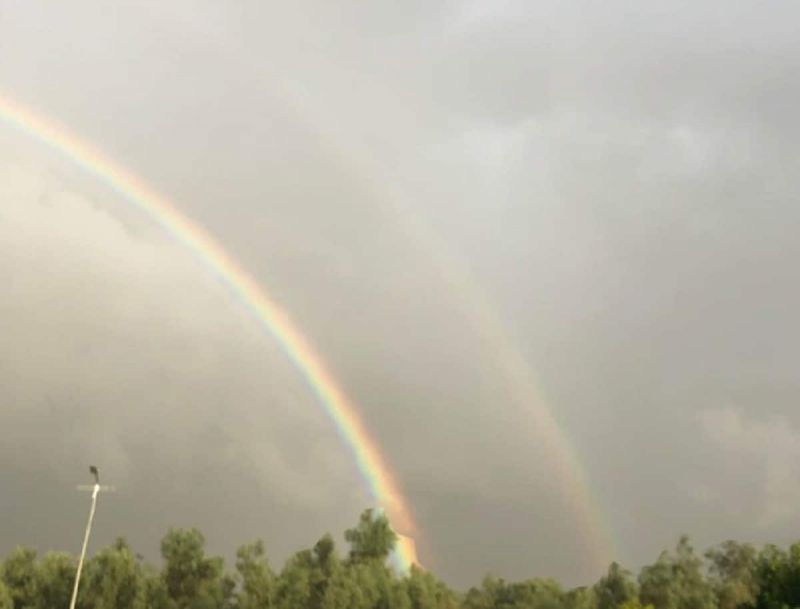 Σπάνιο θέαμα: Μετά τη βροχή… διπλό ουράνιο τόξο στο Αγρίνιο (φωτο)
