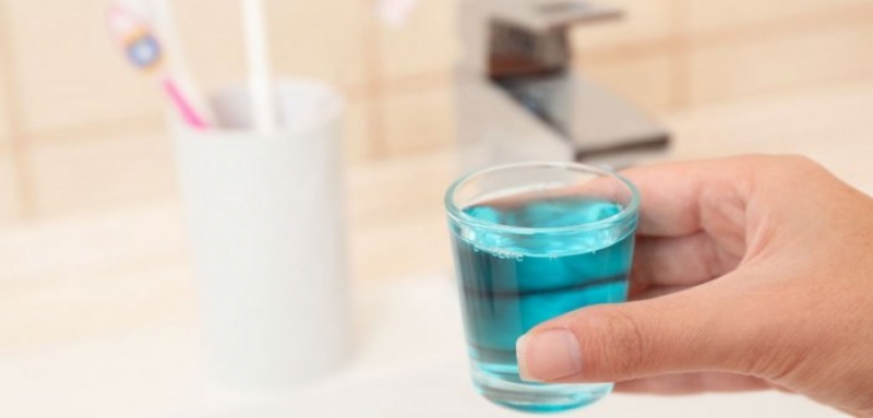 Κορωνοϊός: Τα διαλύματα που εξουδετερώνουν τον ιό σε 30″