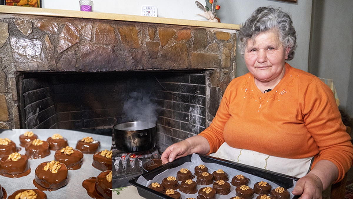 Παραδοσιακά καρυδάτα με σοκολάτα | Η ζωή στο χωριό (βίντεο)