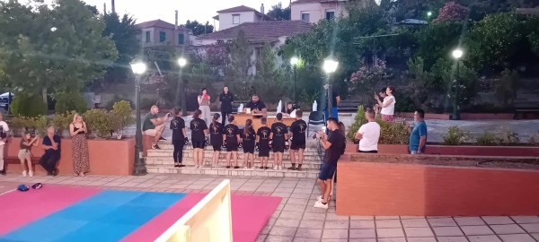 Ελαιόφυτο Αγρινίου: Πραγματοποιήθηκαν με επιτυχία οι προαγωγικές εξετάσεις ζωνών kick boxing