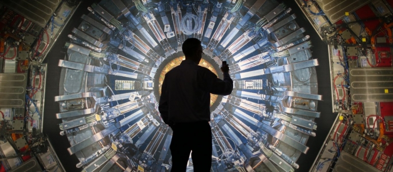 Σχεδιάζουν εντυπωσιακό πείραμα οι επιστήμονες του Cern - Θα έρθουν σε επαφή με ένα παράλληλο σύμπαν