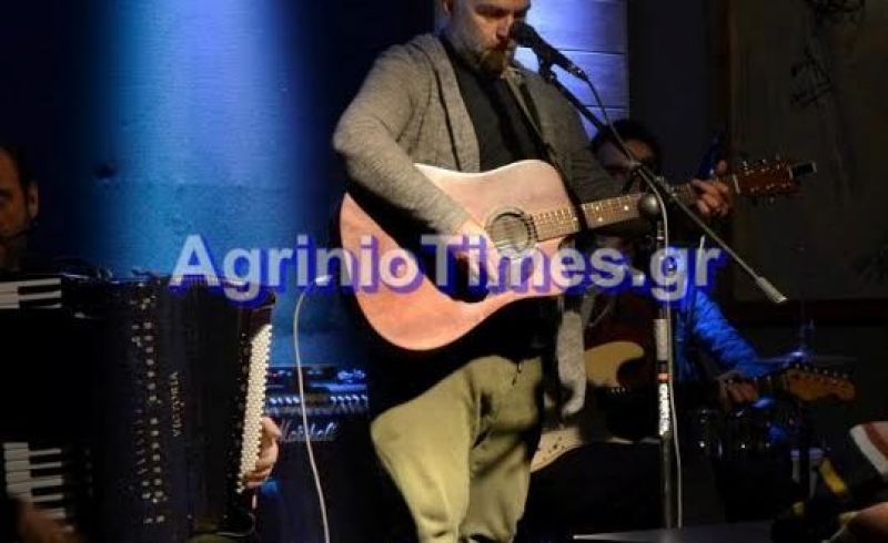 Αγρίνιο: «Μάγεψε» χθες στην «Ανδρομέδα» ο Μπάμπης Στόκας – Συνέντευξη στο AgrinioTimes.gr (Φωτογραφίες – Βίντεο)