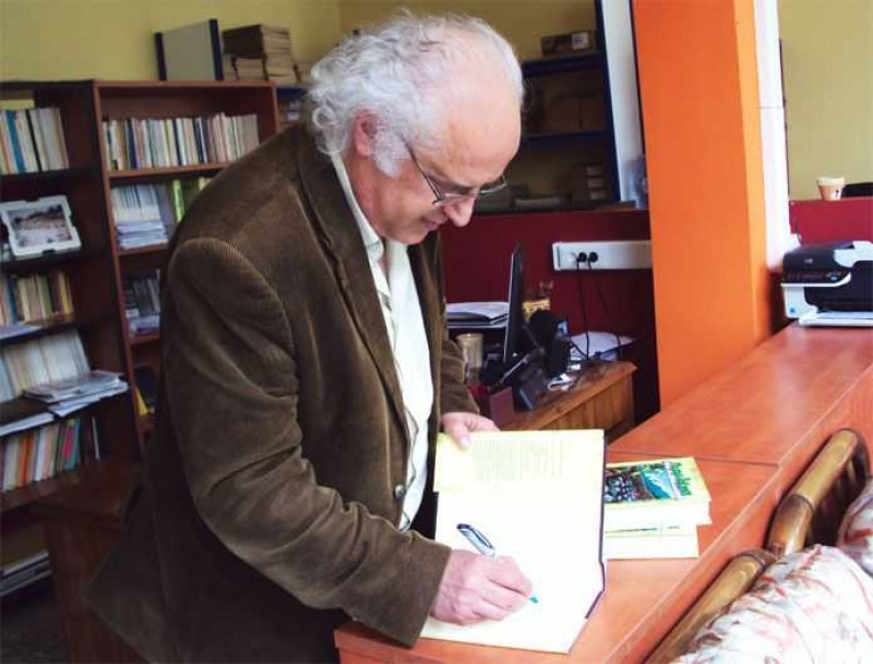 Πανελλήνια διάκριση του Παντελή Φλωρόπουλου σε θεατρικό διαγωνισμό