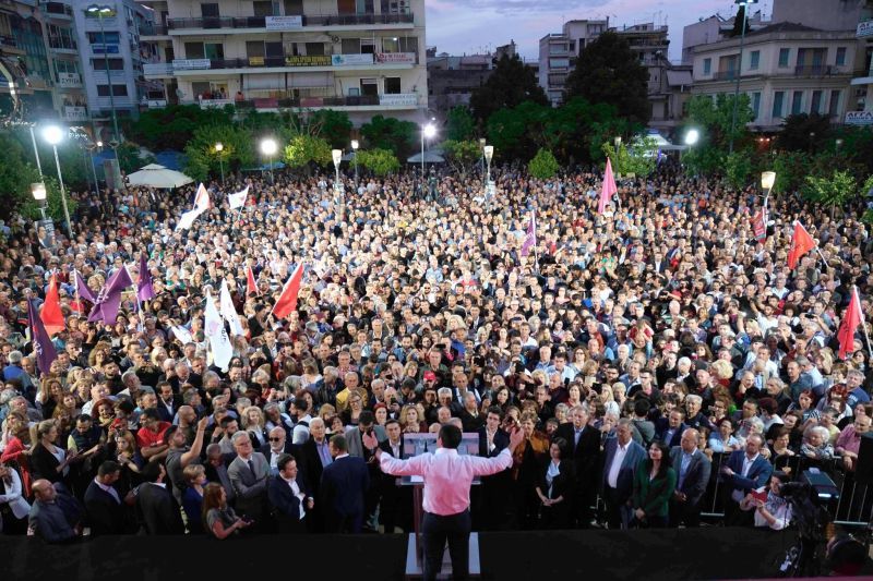 Η δίψα για την εξουσία έφερε το μνημόνιο, σύντροφοι
