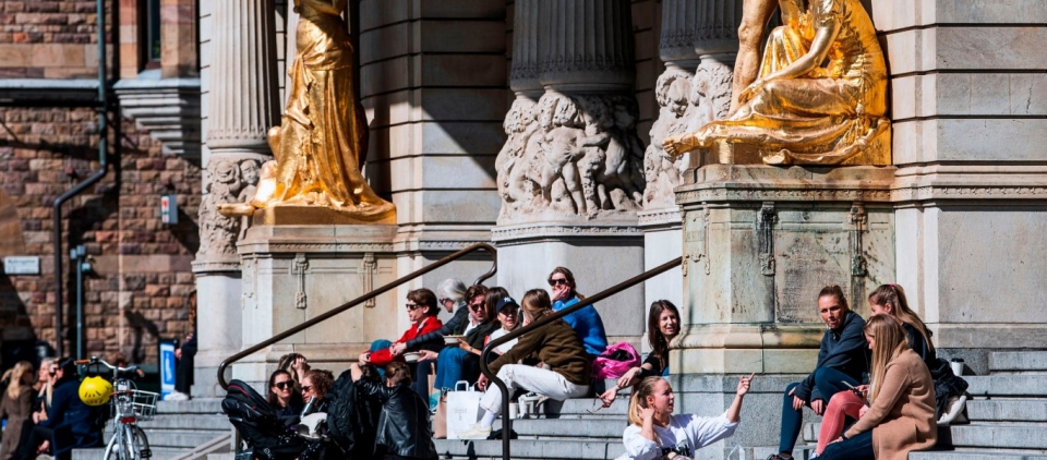 Η Σουηδία που λέει «όχι» στο lockdown κατέγραψε 35 θανάτους από κορωνοϊό - Η Ελλάδα 41
