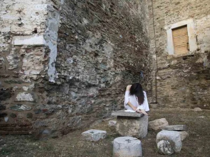 Η ιστορία φρίκης πίσω από το «Νύχτωσε χωρίς φεγγάρι» του Απόστολου Καλδάρα