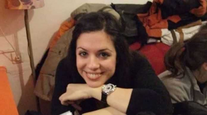 Στο πλευρό της Ντένιας ο Τάσος Παπάζογλου