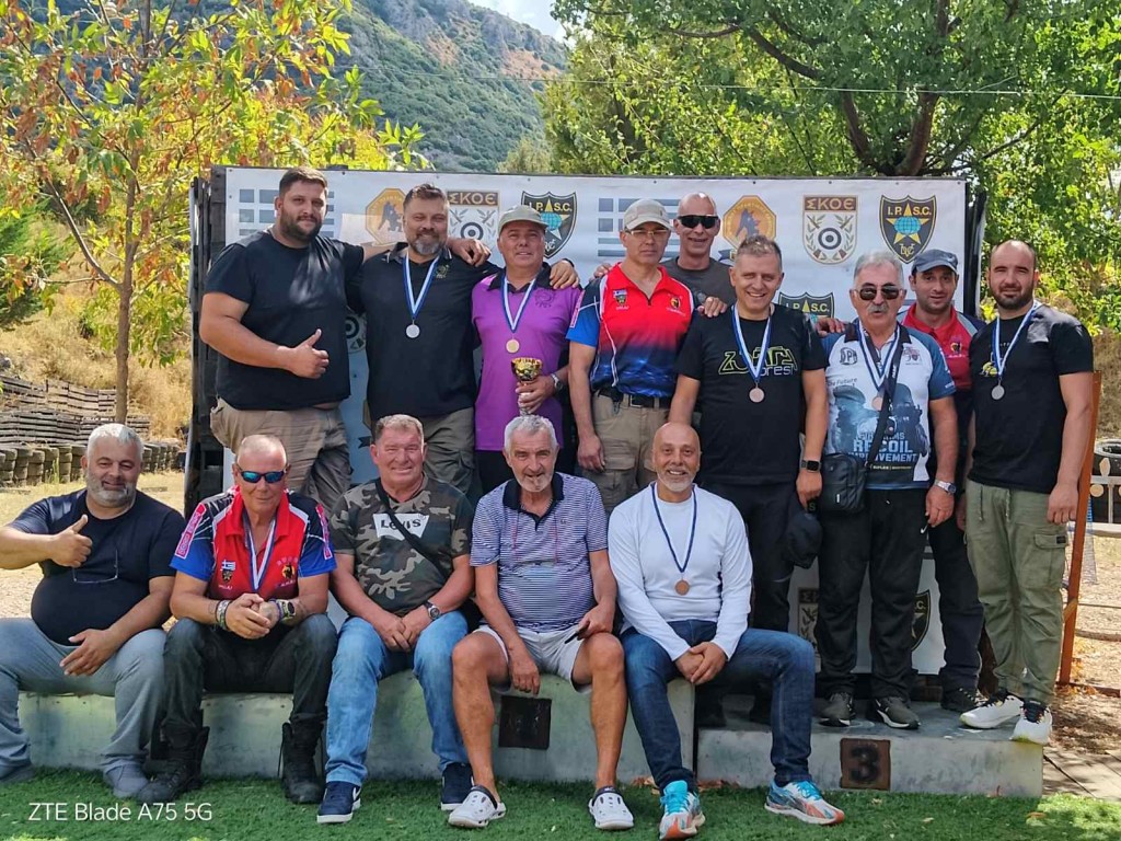 Επιτυχίες για τους αθλητές του σκοπευτικού ομίλου Αιτωλοακαρνανίας σε αγώνες τυφεκίου που έγιναν στα Ιωάννινα. Τρείς αθλητές μας που συμμετείχαν, επέστρεψαν με χρυσά και ασημένια μετάλλια