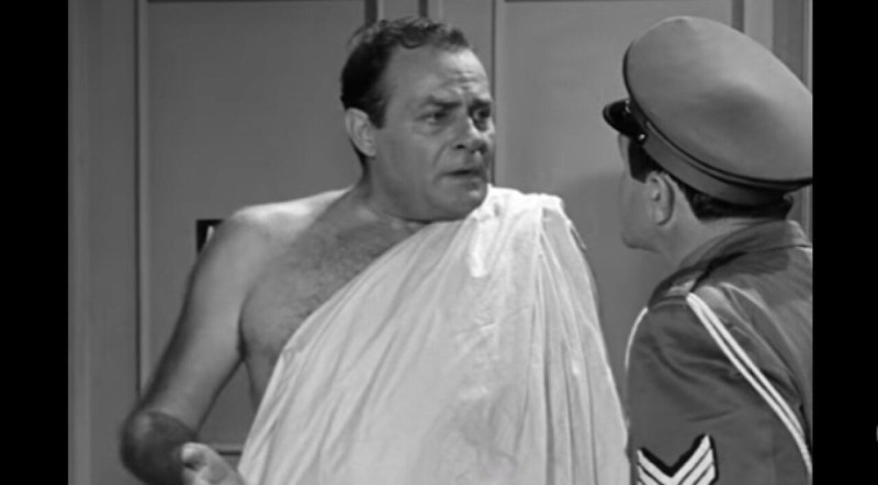 Finos Film: «Θα σκάσω» – Το χιουμοριστικό βίντεο για τον καύσωνα με αξέχαστες ατάκες του κινηματογράφου