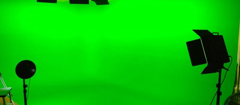 Όταν το green screen κάνει καλά τη δουλειά του: Έτσι είναι στην πραγματικότητα το γύρισμα μιας ταινίας (βίντεο)