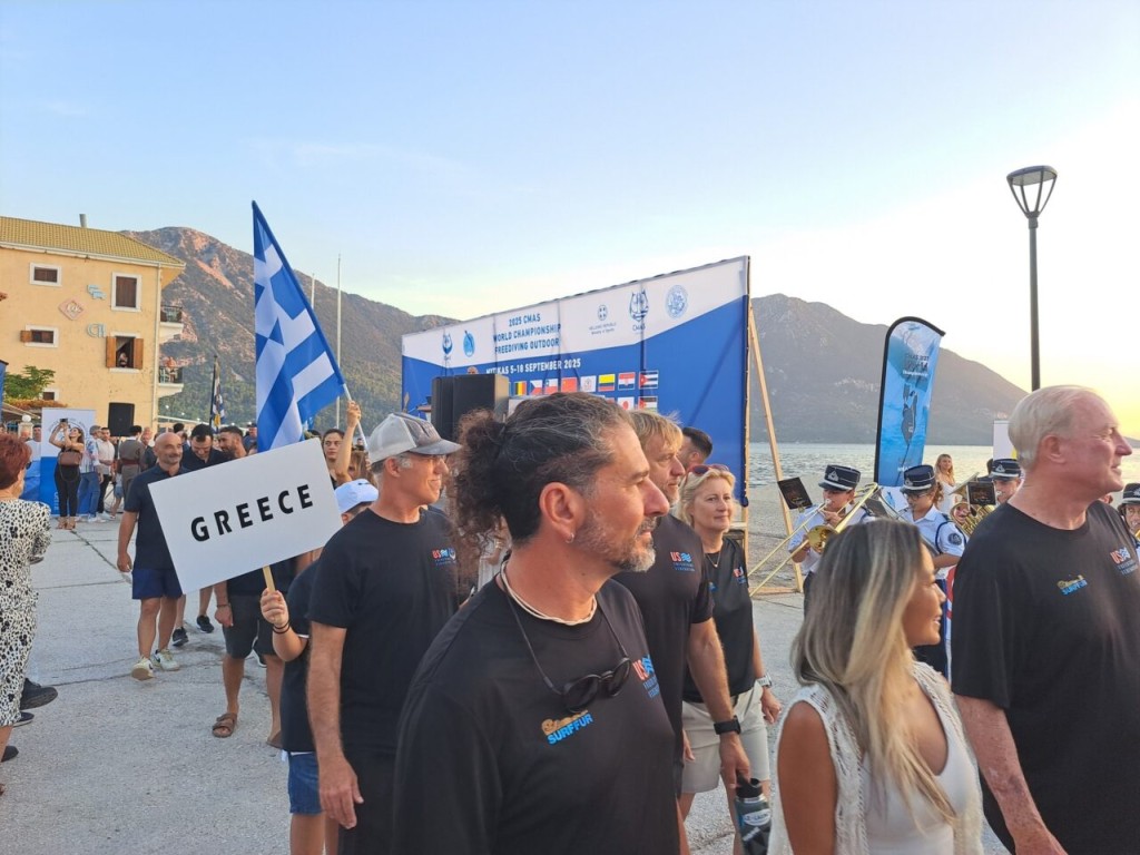 Η ελίτ της ελεύθερης κατάδυσης στον Μύτικα – Εντυπωσιακή έναρξη του Παγκοσμίου Πρωταθλήματος