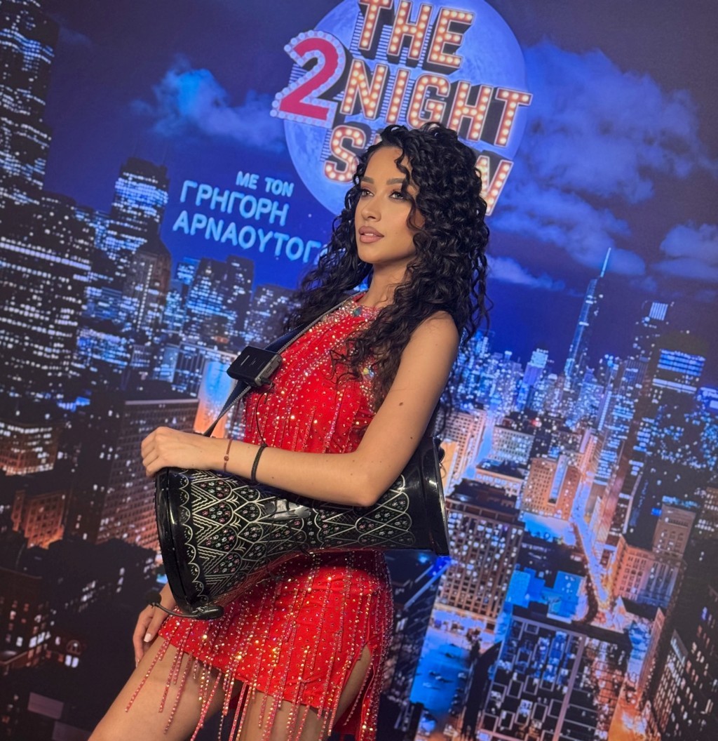 Η Ιωάννα Στρίγγα στο “The Tonight Show” με τον Γρηγόρη Αρναούτογλου και το νέο της single “Ζαβολιές” που θα συζητηθεί! (video)