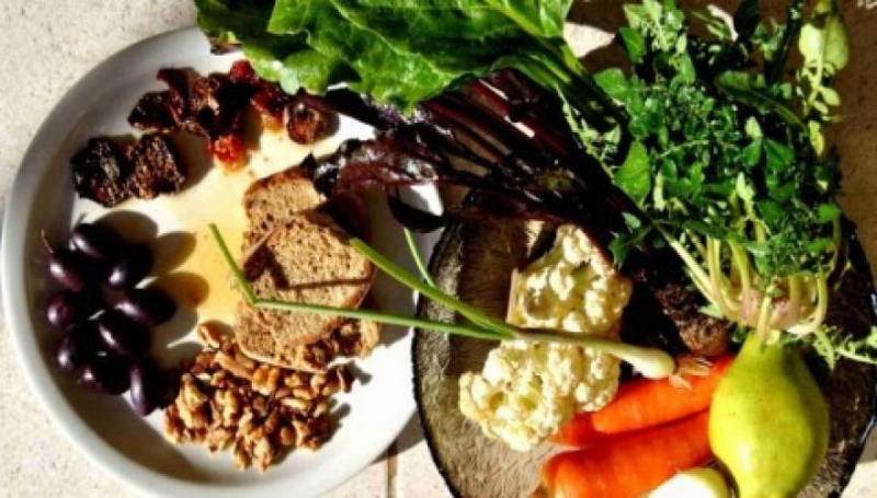 Οι δέκα &quot;θαυματουργές&quot; τροφές για να καθαρίσετε τις αρτηρίες σας