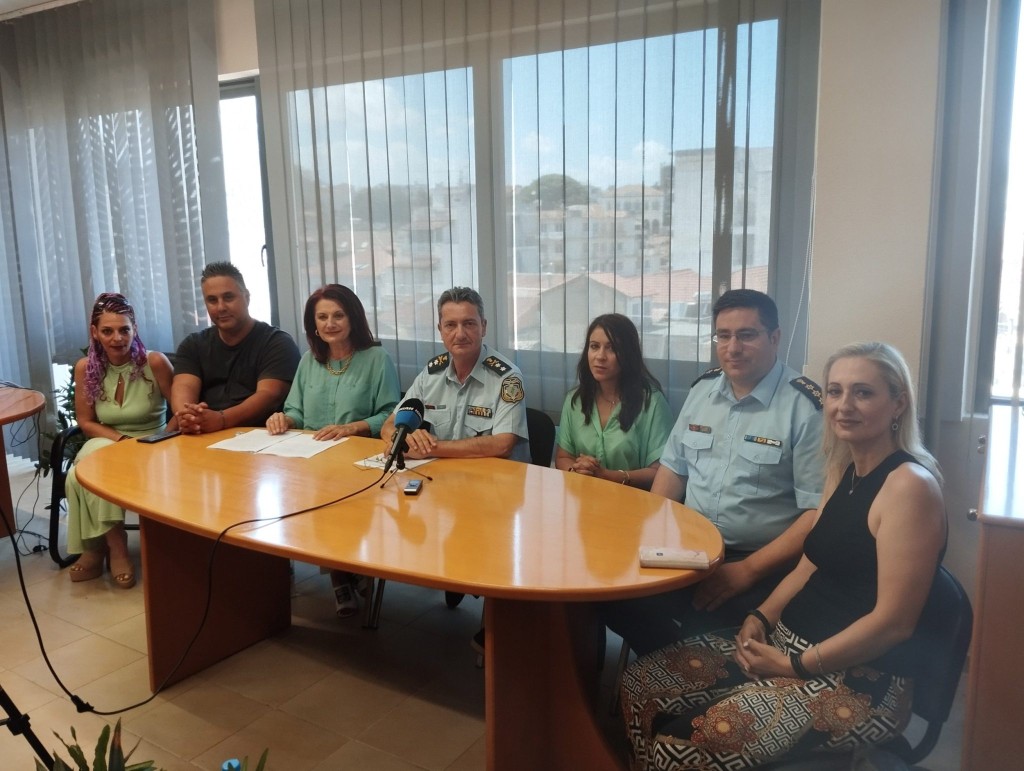 Από το Αγρίνιο στην Πάτρα οι ΘΕΑΤΡόPolice για την παράσταση «Ο Γάμος» που στηλιτεύει την ενδοοικογενειακή βία