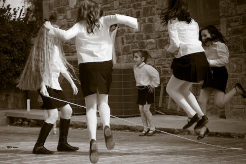 Έκθεση στο Αγρίνιο: «Παιχνιδοϊστορίες: Παιχνίδια στην Αιτωλοακαρνανία 1940-2010» (Εγκαίνια Τετ 24/5/2017)