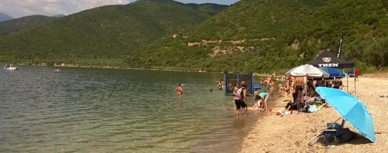 Αν γεμίσει δύο μέρες το πρόγραμμα ενός επισκέπτη στην Τριχωνίδα, τότε μιλάμε για ανάπτυξη