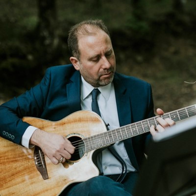 Δημήτρης Τσιβούλας Feat Αθηνά Ραφαέλα Μηλούση | Εδώ στη μοναξιά