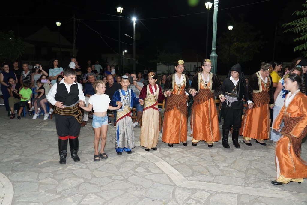 Το Αρχοντοχώρι τίμησε τον ποντιακό ελληνισμό (φωτο-video)