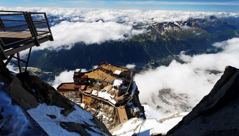 Θέα που κόβει την ανάσα! Δείτε φωτό με βουνοκορφές, φράγματα και ηφαίστεια