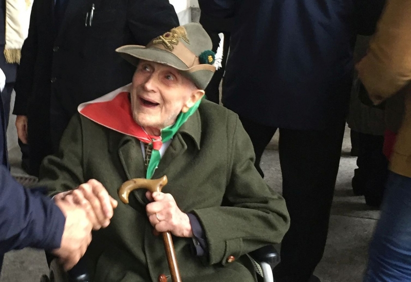 Silvio Biasseti: Ο Ιταλός στρατιώτης που σώθηκε από εκτέλεση στο Αγρίνιο το 1941 παριστάνοντας το νεκρό!