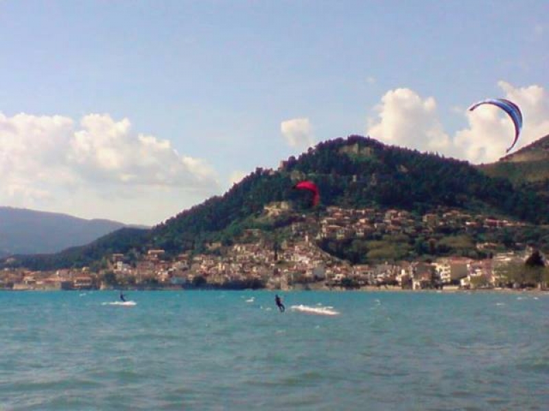 Kite surf Nafpaktos Kitepark: Παιχνιδια με τα κυματα-Βίντεο
