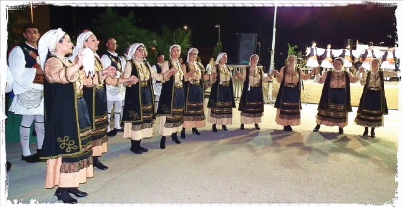 Συμμετοχή του χορευτικού τμήματος Ευηνοχωρίου στο Θέατρο «Δόρα Στράτου»