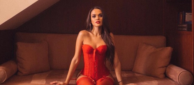 Η Madison Pettis είναι η προσωποποίηση της φράσης... «φωτιά στα κόκκινα» (φώτο)