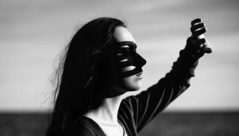 Ενοχή του επιζώντα: Το ψυχολογικό φαινόμενο που εκδηλώνεται μετά από ατυχήματα