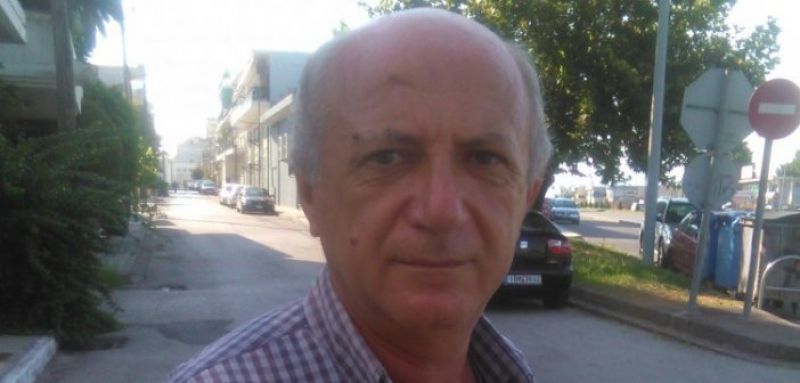 ΕΥΣΥΝΕΙΔΗΤΟΣ ΑΓΡΙΝΙΩΤΗΣ σε ρόλο οδοκαθαριστή!