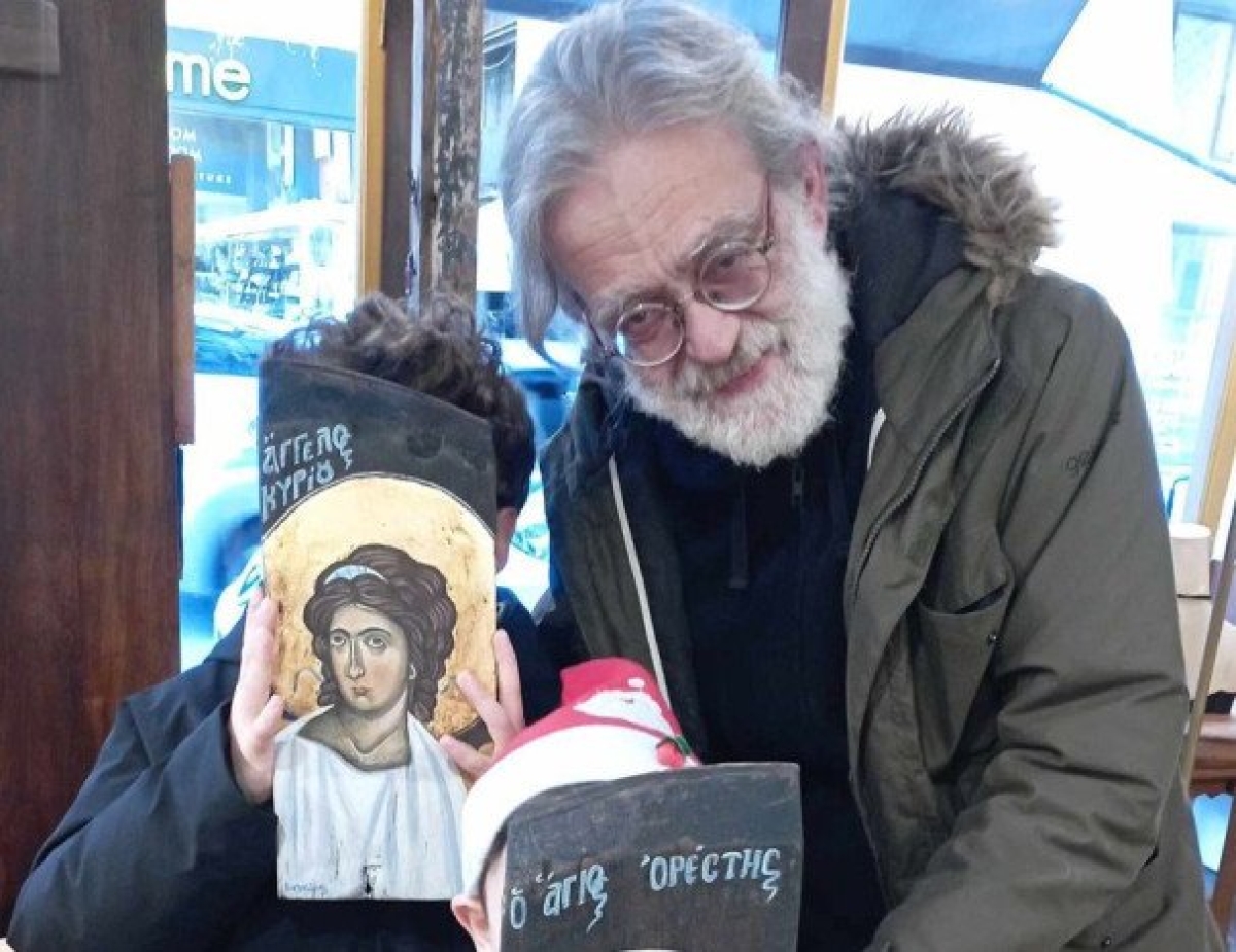 Χριστουγεννιάτικη ιστορία στο Αγρίνιο: Ο Θανάσης Βαλαώρας έκανε το όνειρο δύο παιδιών πραγματικότητα