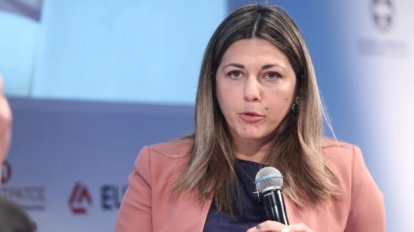 Τηλεδιάσκεψη Ζαχαράκη με τους διευθυντές Μουσικών Σχολείων – Ενίσχυση με νέα μουσικά όργανα και προτάσεις